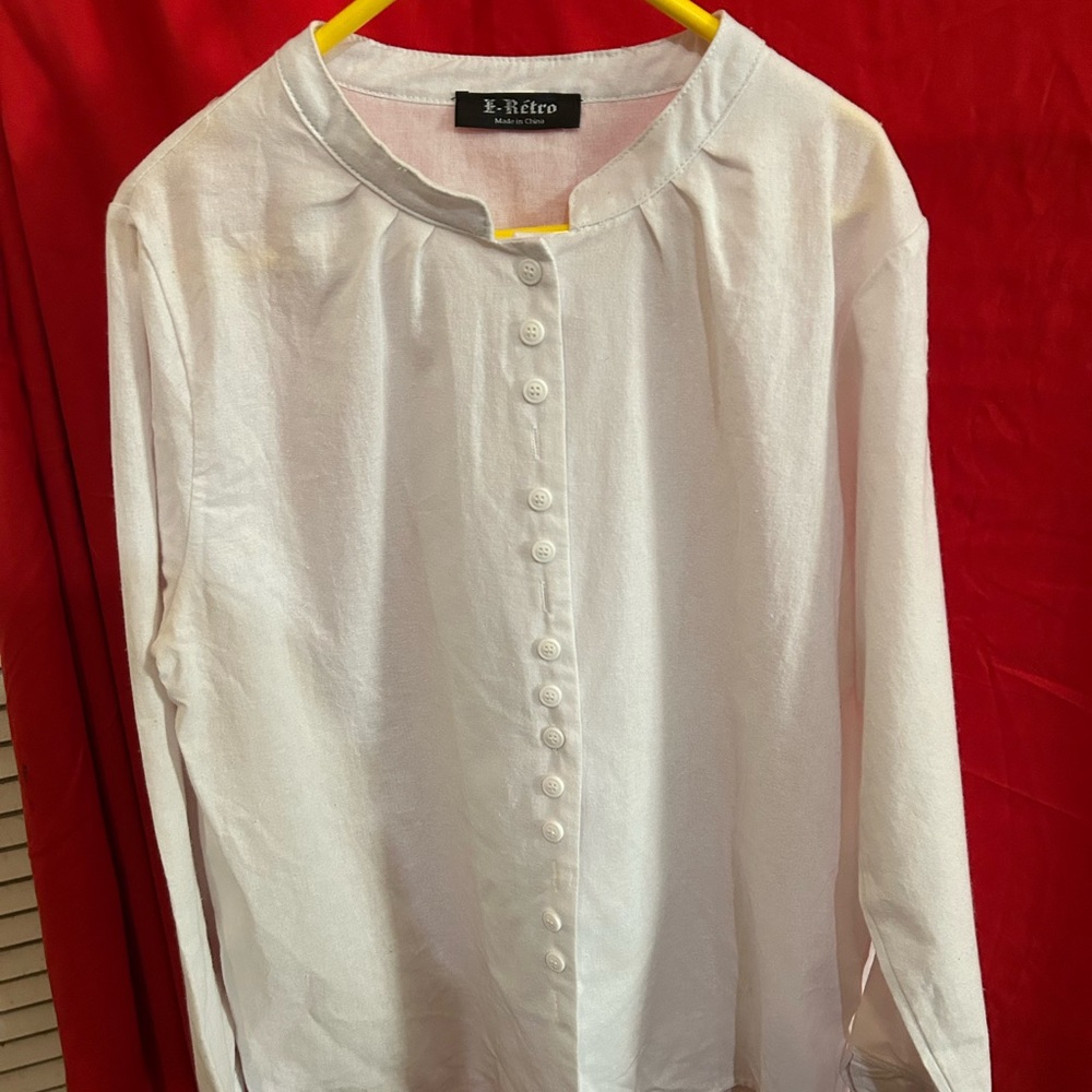 Elegant White Button-Up Blouse